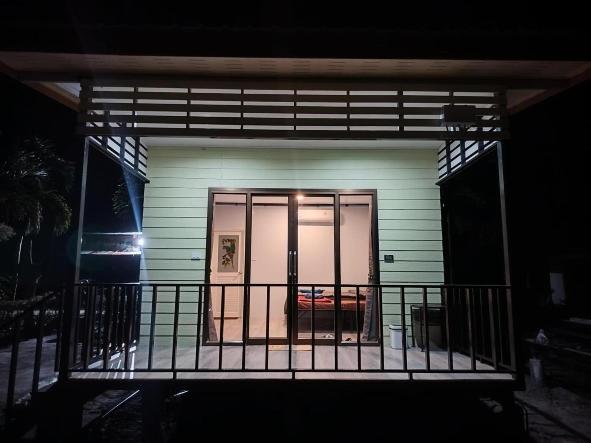 Kohmook Happy Time Bungalow Koh Mook Exterior photo