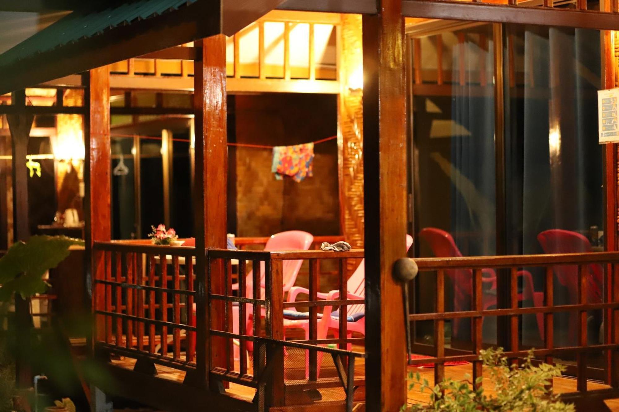 Kohmook Happy Time Bungalow Koh Mook Exterior photo